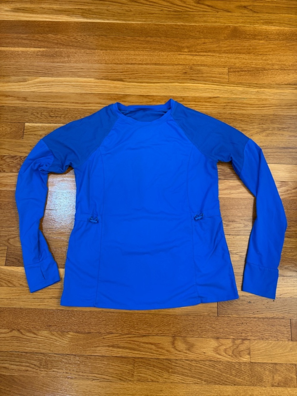Fabletics Lana Long Sleeve Cinch Waist Top in Vibrant Blue - Size Medium